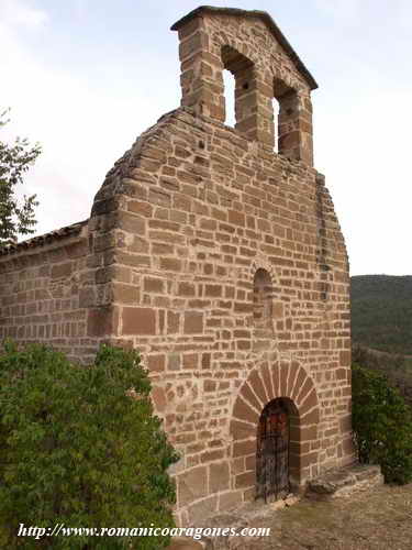 HASTIAL DE PONIENTE Y ESPADAA